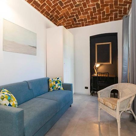 Santa Chiara Apartment Near Piazza Statuto تورينو المظهر الخارجي الصورة