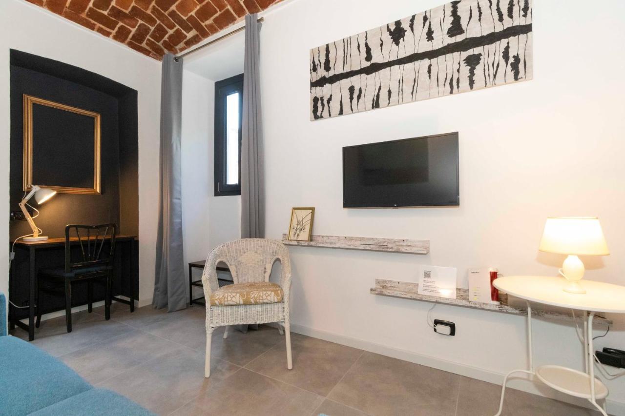 Santa Chiara Apartment Near Piazza Statuto تورينو المظهر الخارجي الصورة