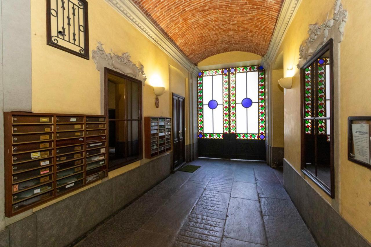 Santa Chiara Apartment Near Piazza Statuto تورينو المظهر الخارجي الصورة
