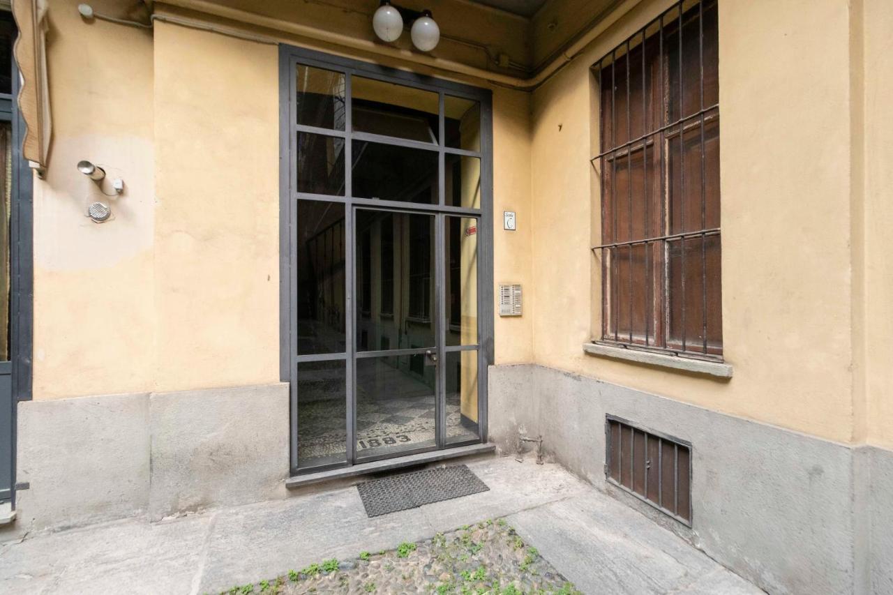 Santa Chiara Apartment Near Piazza Statuto تورينو المظهر الخارجي الصورة