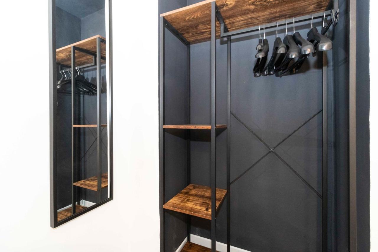 Santa Chiara Apartment Near Piazza Statuto تورينو المظهر الخارجي الصورة