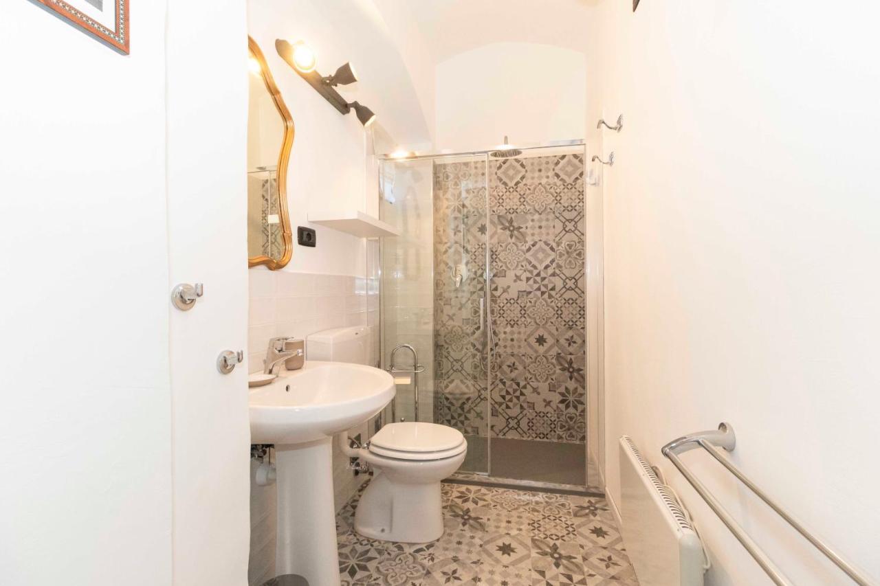 Santa Chiara Apartment Near Piazza Statuto تورينو المظهر الخارجي الصورة