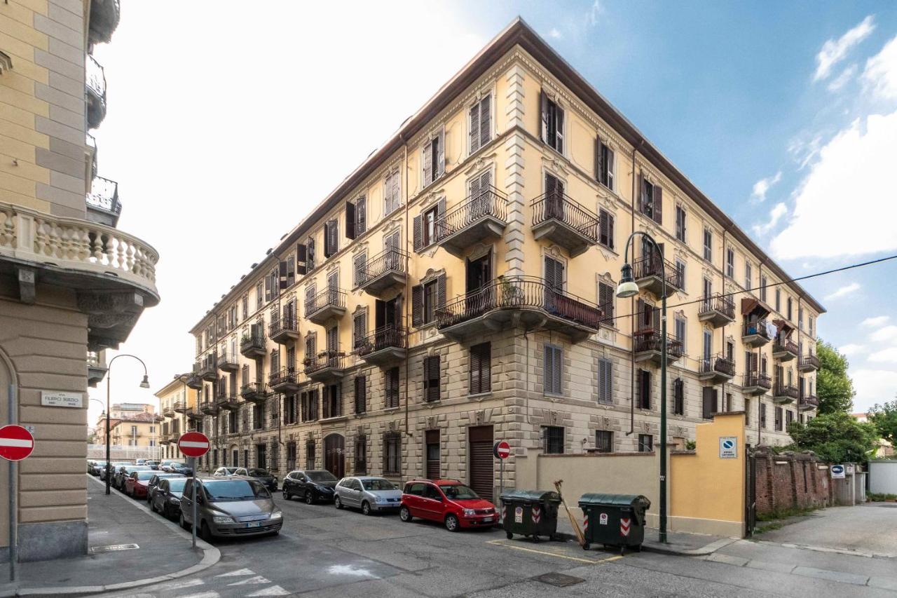 Santa Chiara Apartment Near Piazza Statuto تورينو المظهر الخارجي الصورة